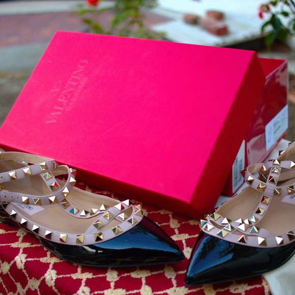 Valentino Women's Flats Size 37 EU/6.5W US - Picture 4 of 6